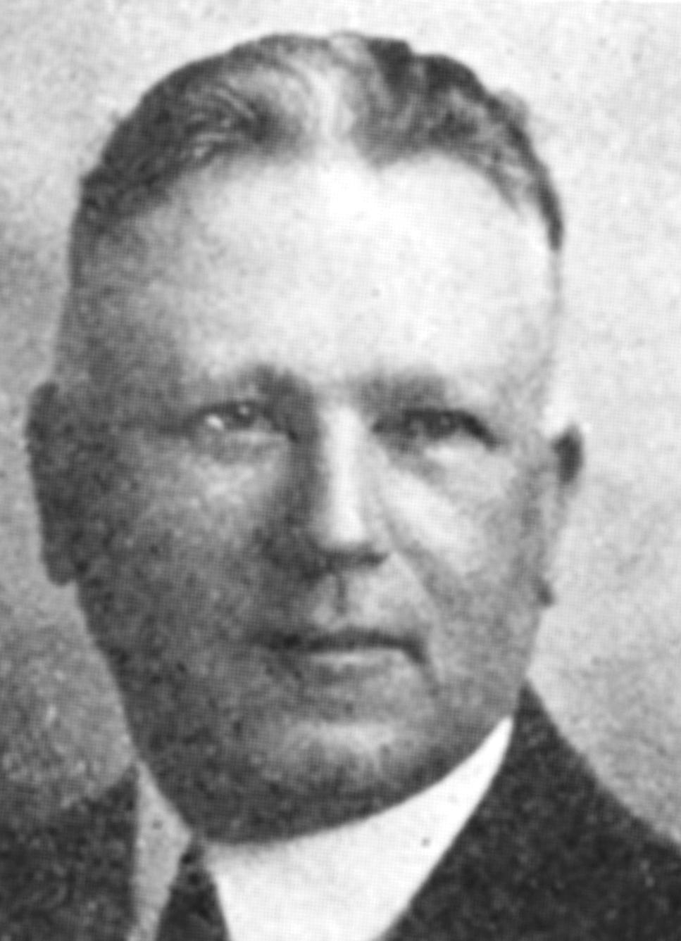 SIPE, Chester Hale